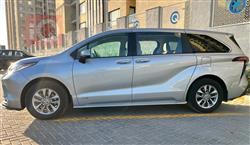 تۆیۆتا سیانا